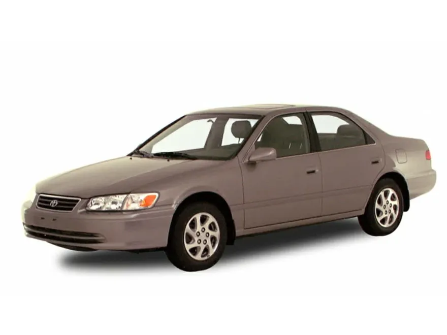 2000 Toyota Camry LE photo 1