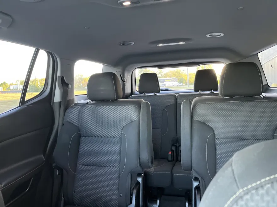 2022 Gmc Acadia SLE photo 1