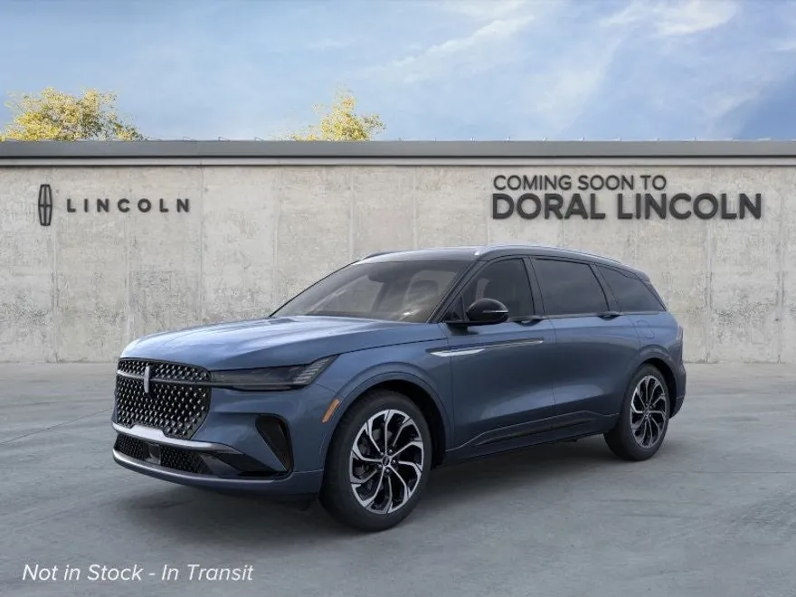 2025 Lincoln Nautilus Reserve photo 1
