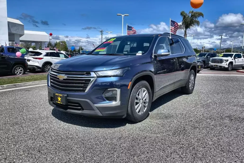 2023 Chevrolet Traverse photo 1