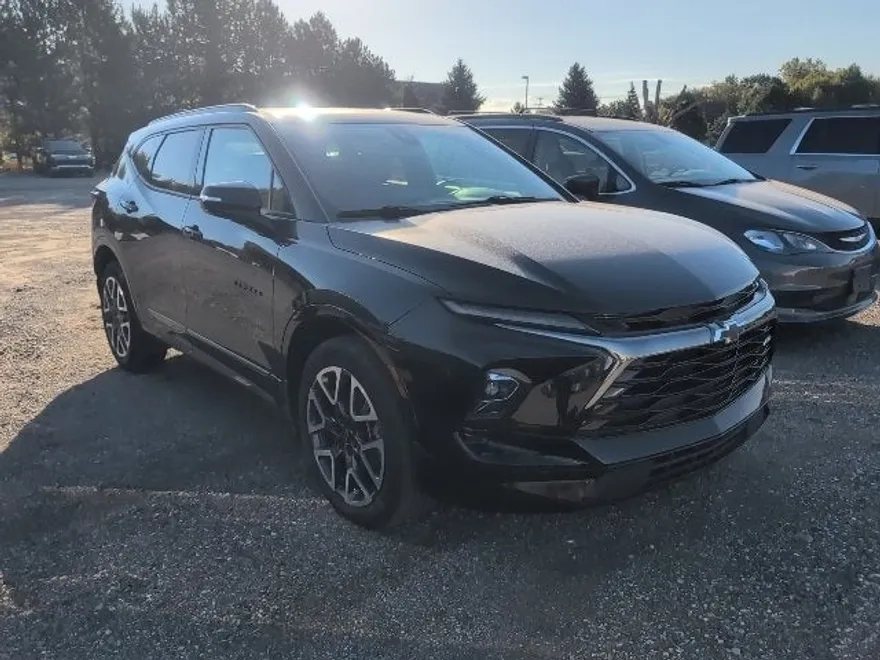 2023 Chevrolet Blazer RS photo 1