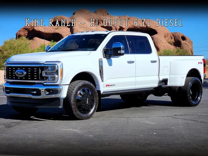 2023 Ford F-450 King Ranch photo 1