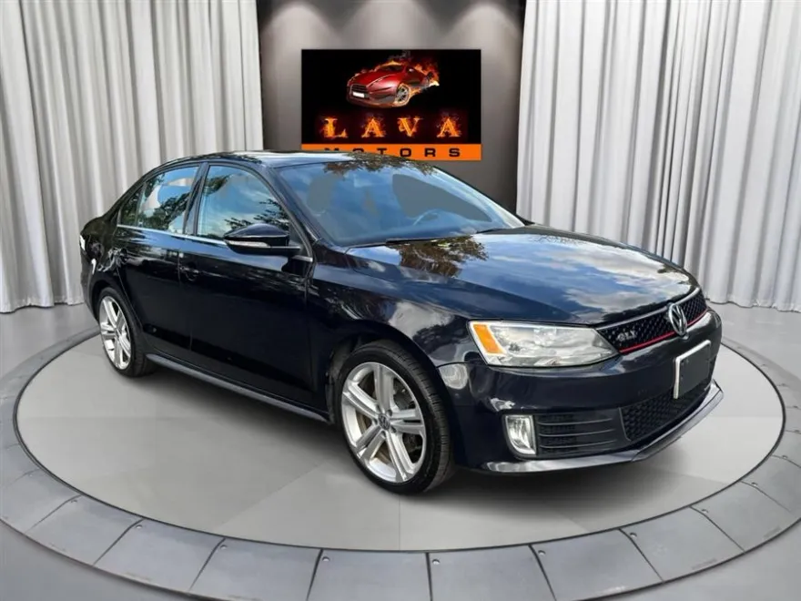 2015 Volkswagen Jetta 2.0T GLI SEL photo 1