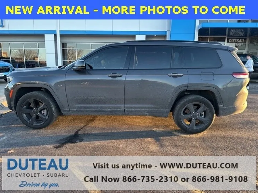 2022 Jeep Grand Cherokee Altitude photo 1