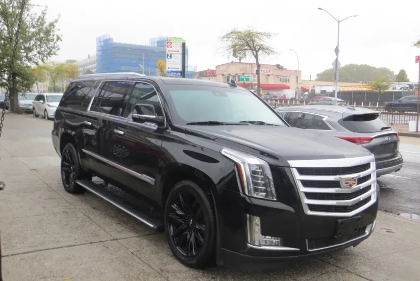 2015 Cadillac Escalade ESV Premium photo 1