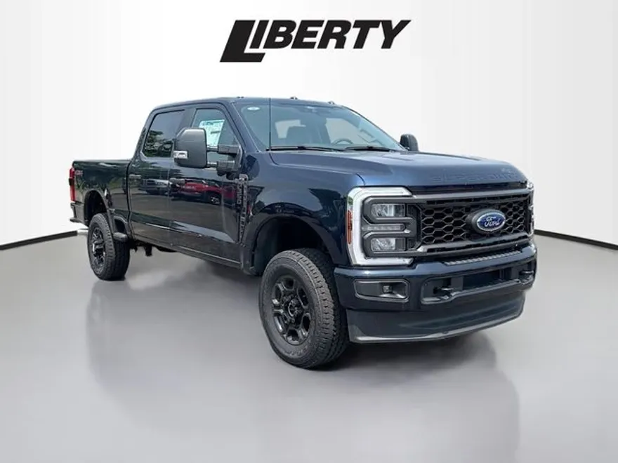 2025 Ford F-350 XL photo 1
