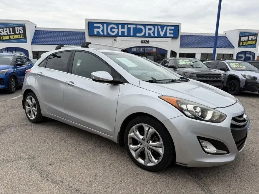 2014 Hyundai Elantra Style Tech photo 1
