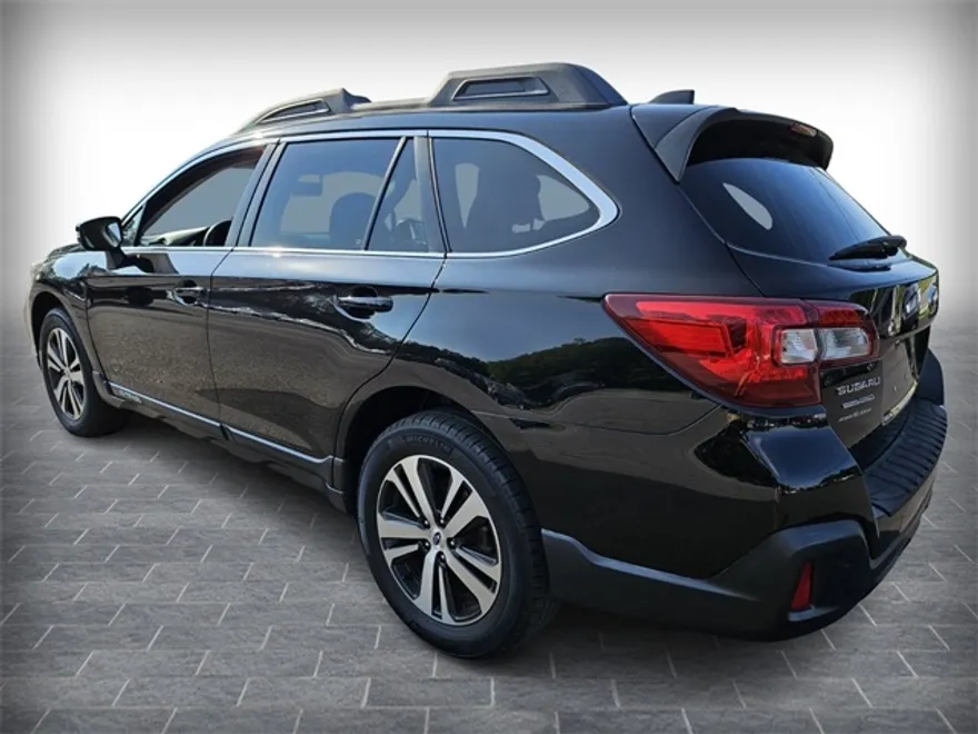 2019 Subaru Outback 3.6R Limited photo 1