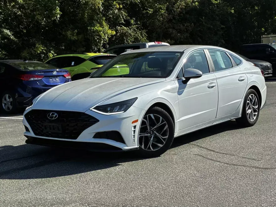 2020 Hyundai Sonata SEL photo 1