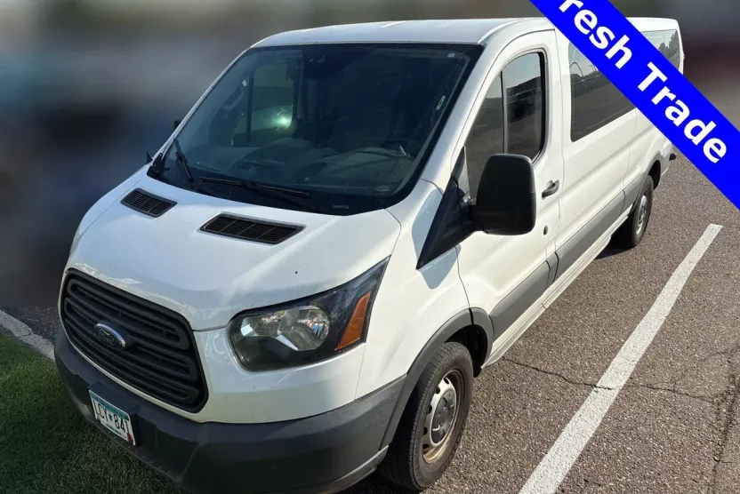 2017 Ford Transit photo 1