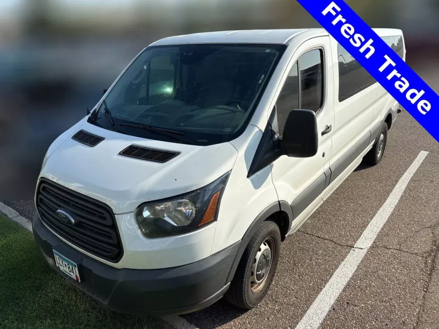 2017 Ford Transit photo 1
