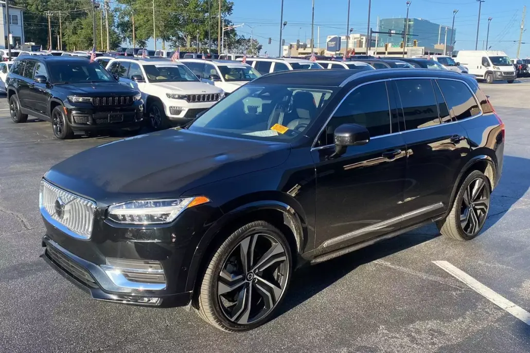 2024 Volvo XC90 Ultimate photo 1