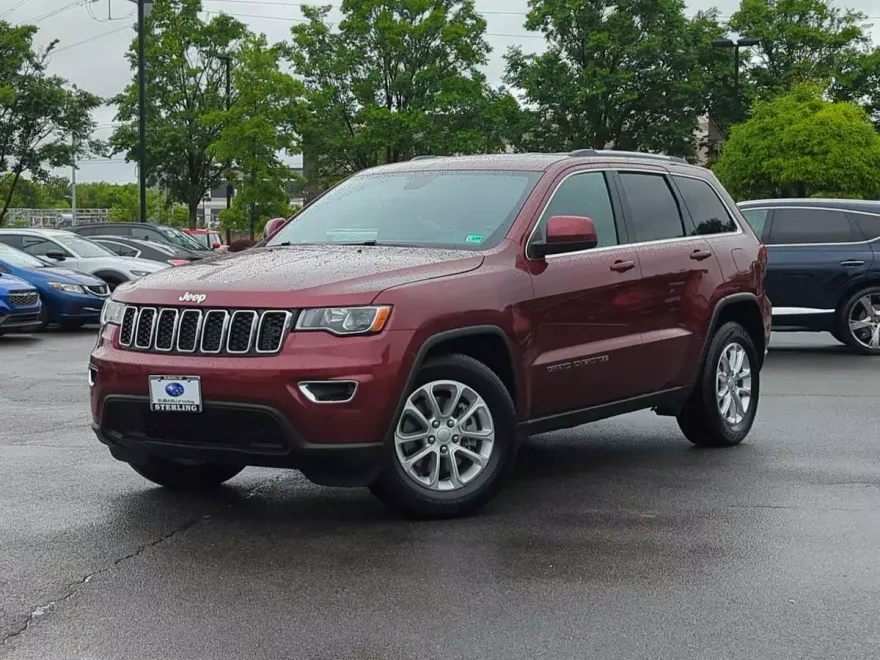 2021 Jeep Grand Cherokee Laredo E photo 1