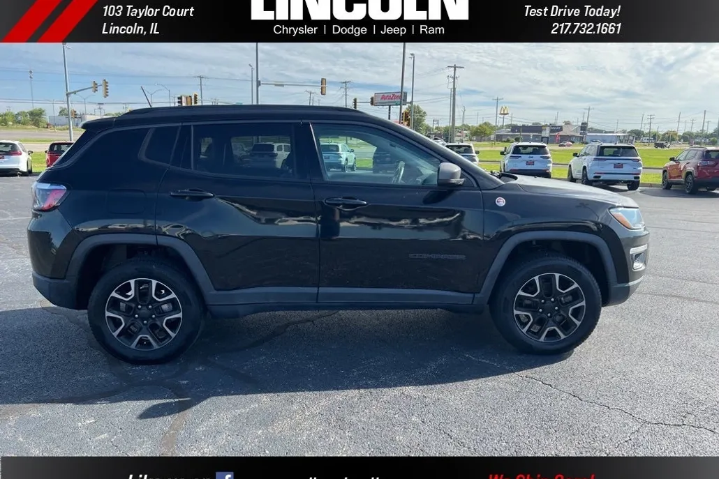 2019 Jeep Compass Trailhawk photo 1