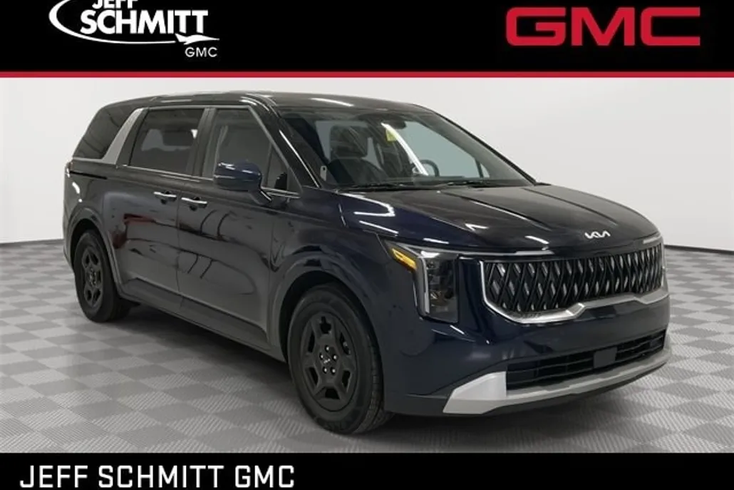 2025 Kia Carnival LXS photo 1