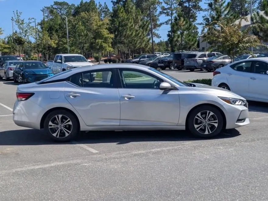 2023 Nissan Sentra SV photo 1