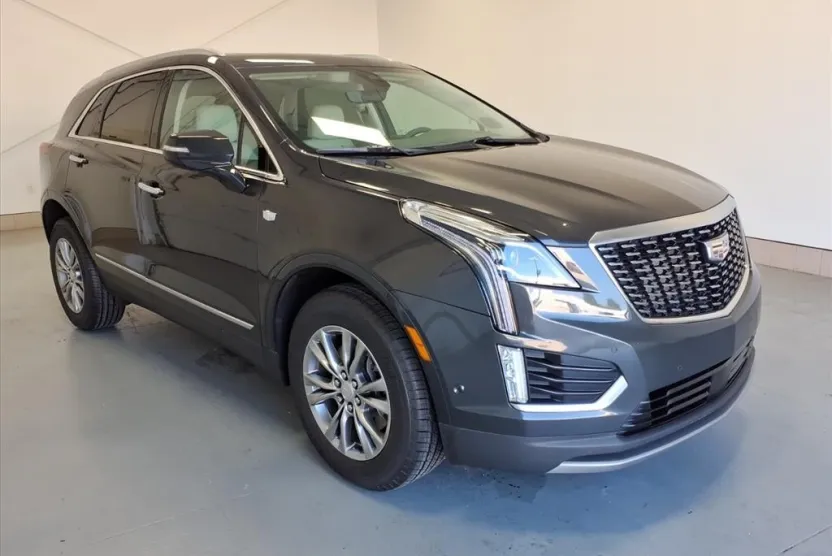 2022 Cadillac XT5 Premium Luxury photo 1