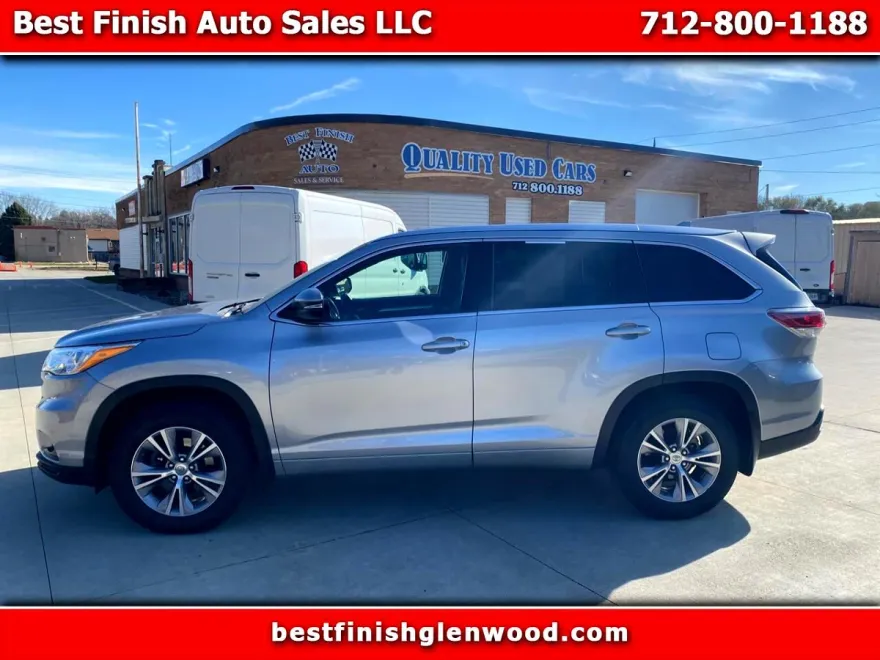 2015 Toyota Highlander XLE photo 1