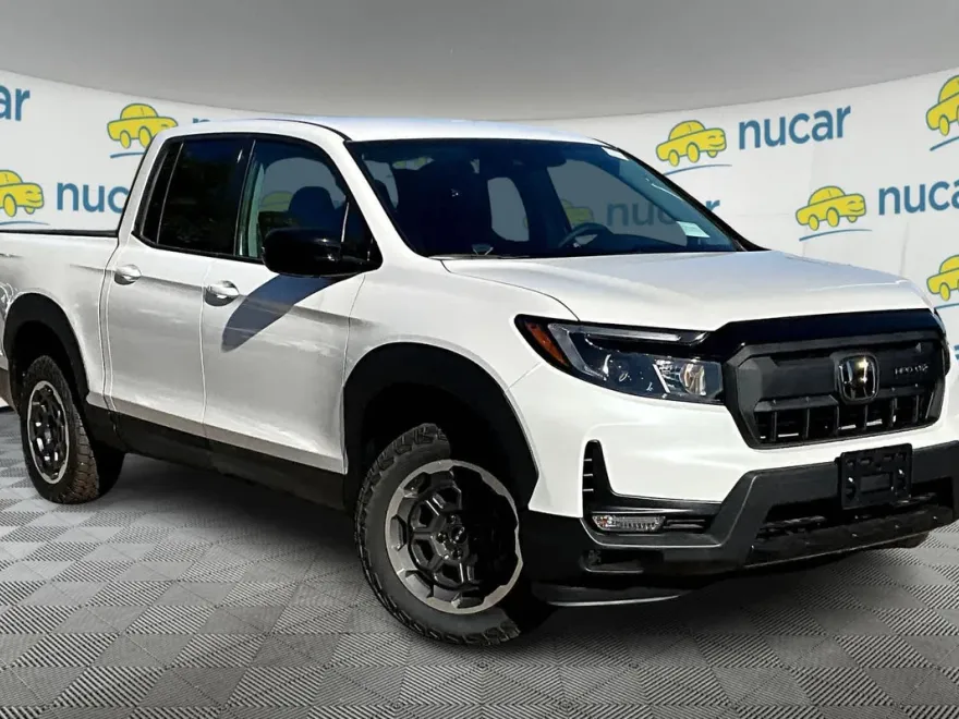 2024 Honda Ridgeline Sport photo 1
