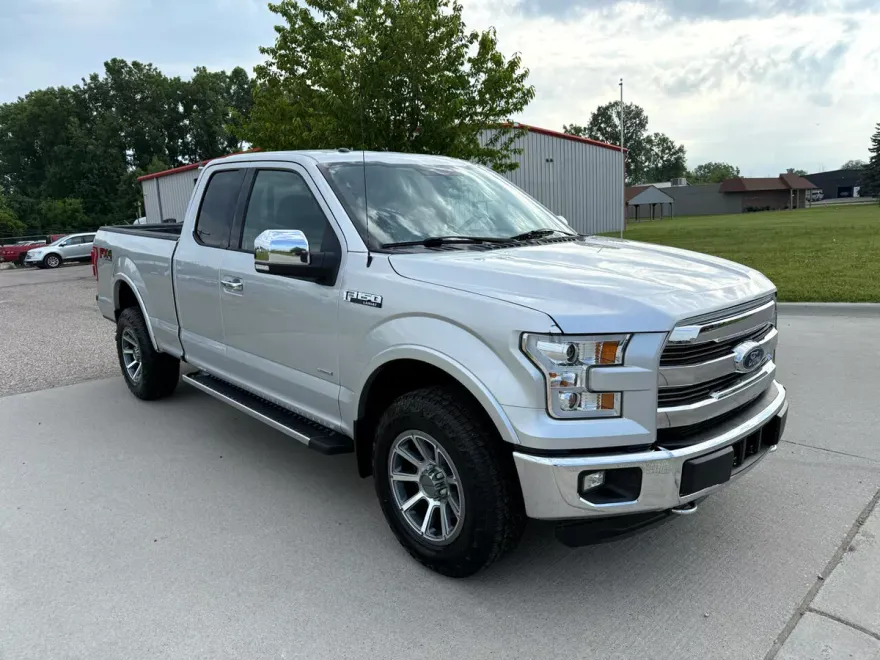 2015 Ford F-150 Lariat photo 1