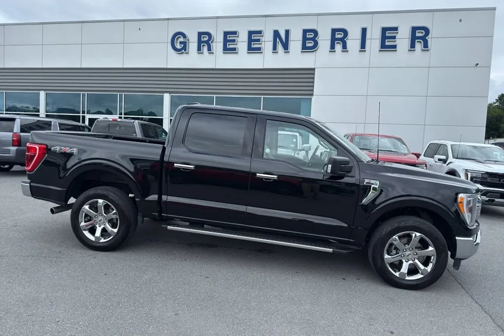 2023 Ford F-150 XLT photo 1