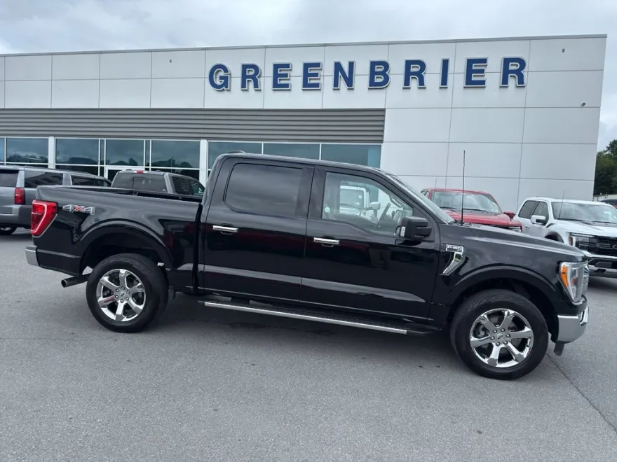 2023 Ford F-150 XLT photo 1