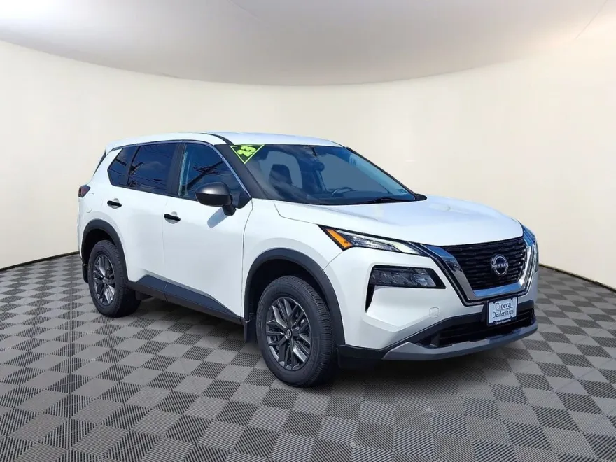 2023 Nissan Rogue AWD S photo 1