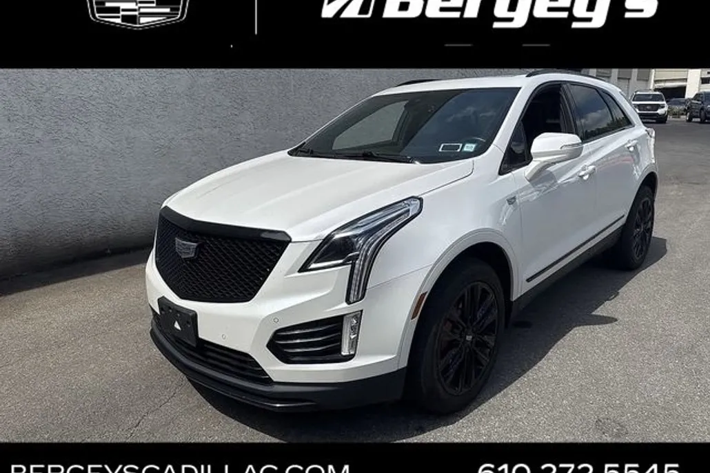2022 Cadillac XT5 Sport photo 1