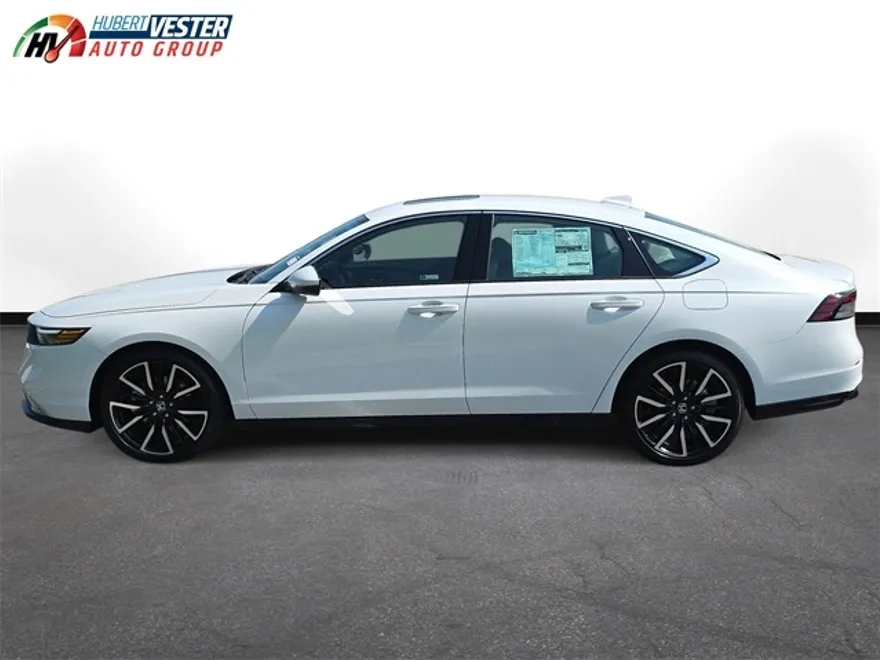 2025 Honda Accord Hybrid Touring photo 1