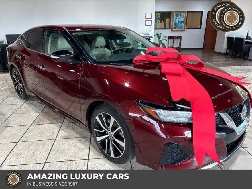 2021 Nissan Maxima SV photo 1