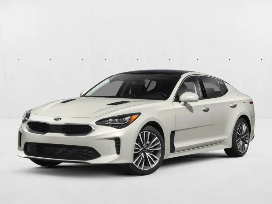 2018 Kia Stinger Premium photo 1
