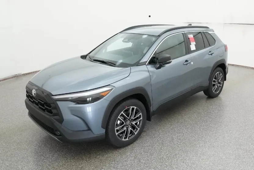 2026 Toyota Corolla Cross XLE photo 1