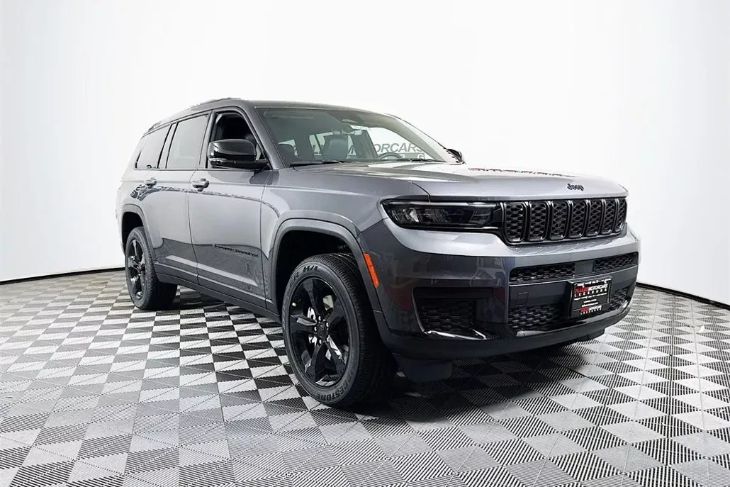 2025 Jeep Grand Cherokee Altitude X photo 1
