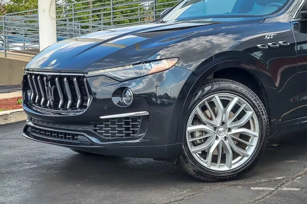2022 Maserati Levante GT photo 1