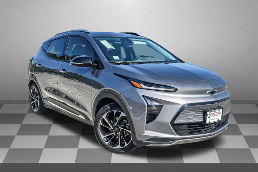 2023 Chevrolet Bolt EUV Premier photo 1