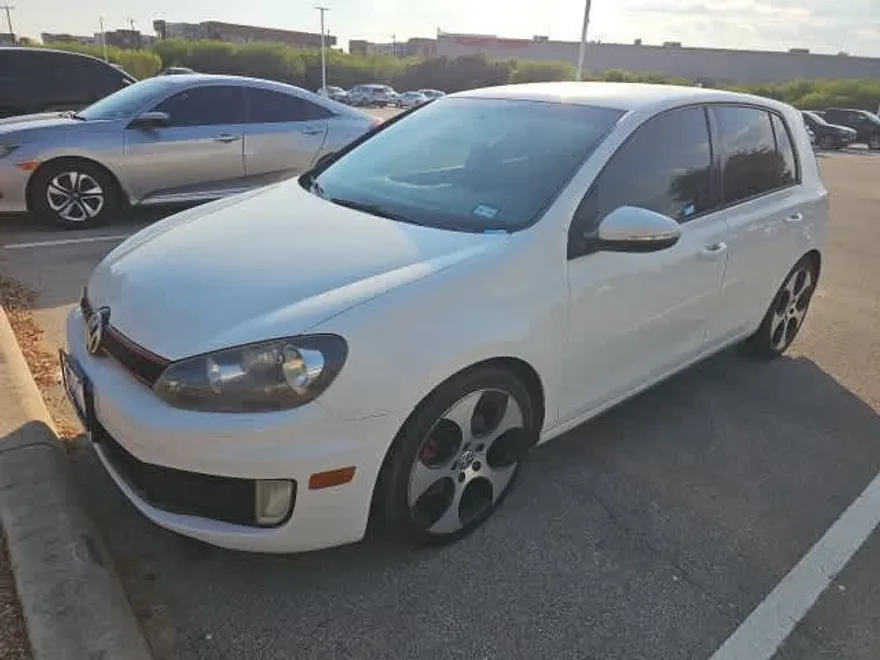 2012 Volkswagen Golf GTI photo 1