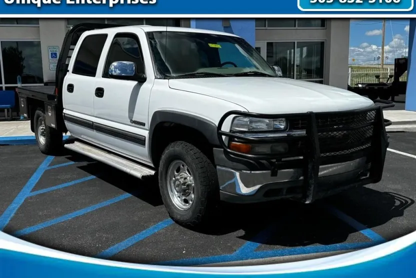 2001 Chevrolet Silverado 1500 LS photo 1