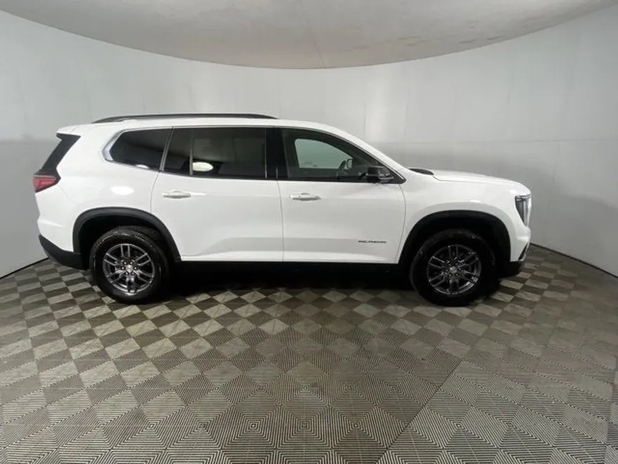 2025 Gmc Acadia Elevation photo 1