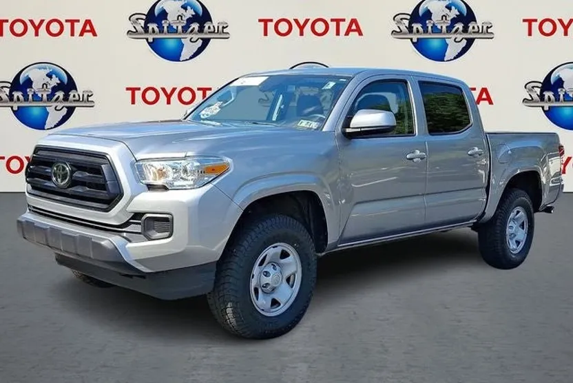 2023 Toyota Tacoma SR V6 photo 1