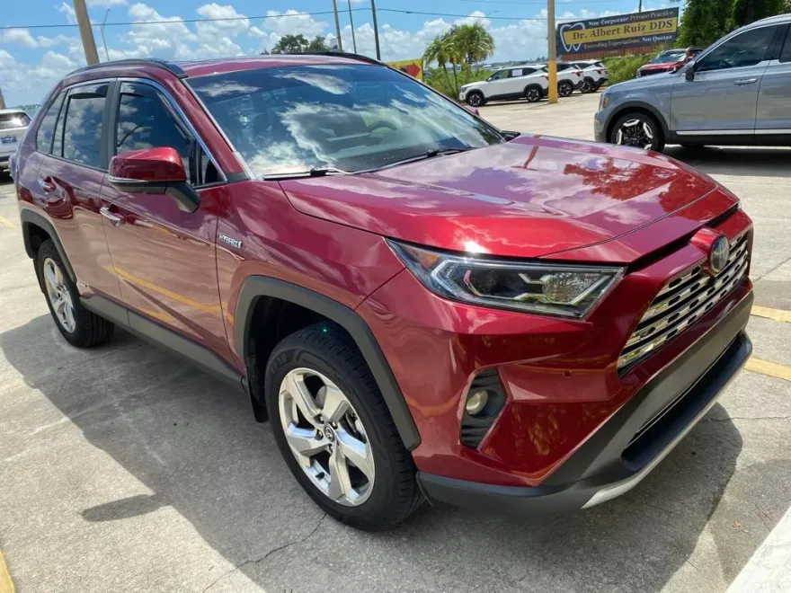 2020 Toyota RAV4 Hybrid Limited photo 1
