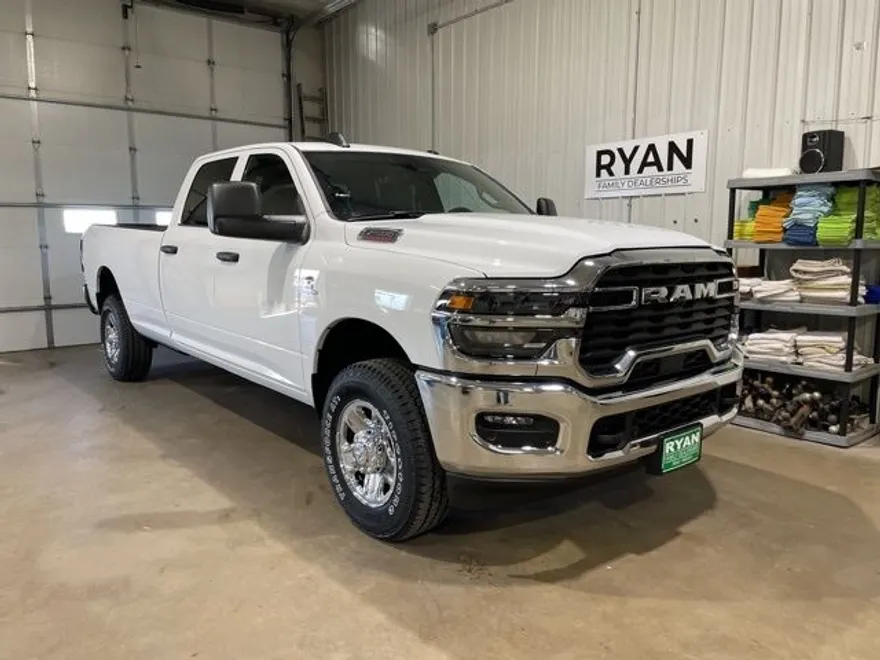 2025 Ram 2500 Tradesman photo 1