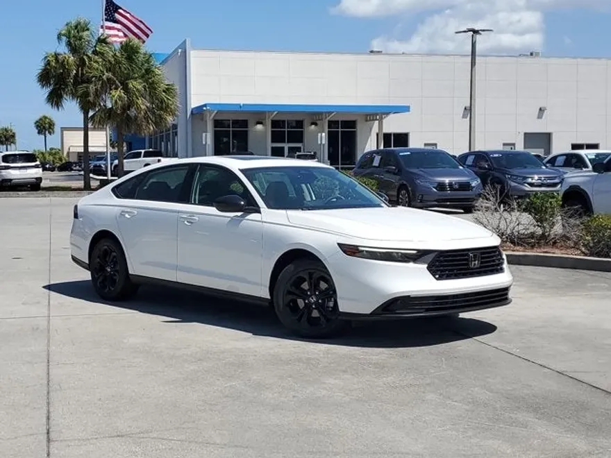 2025 Honda Accord 1.5T SE photo 1