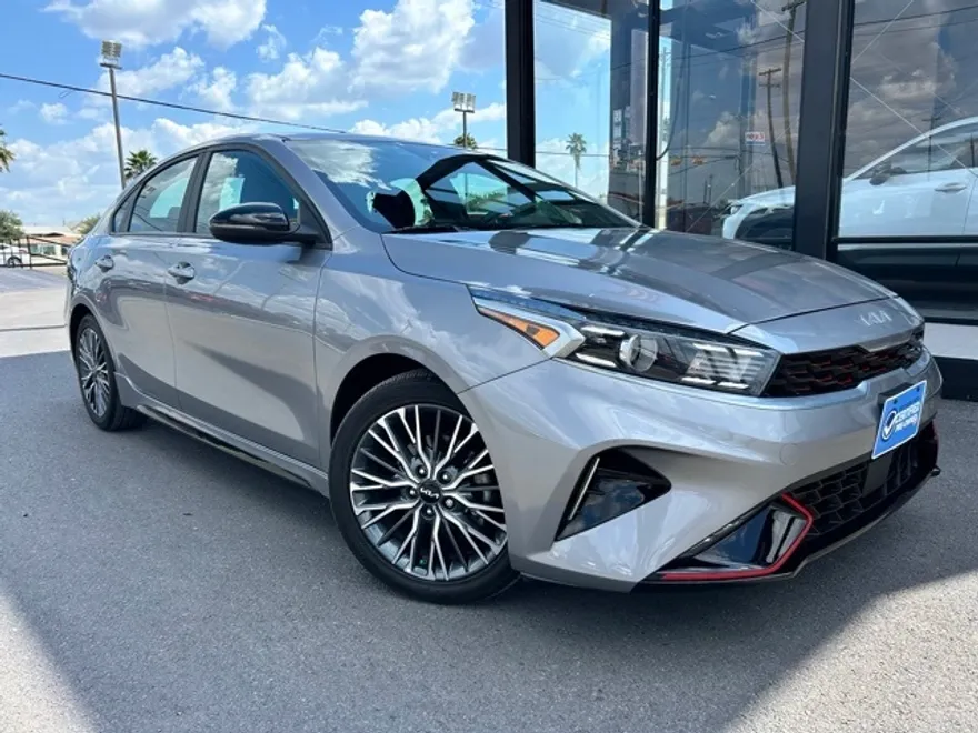 2024 Kia Forte GT-Line photo 1