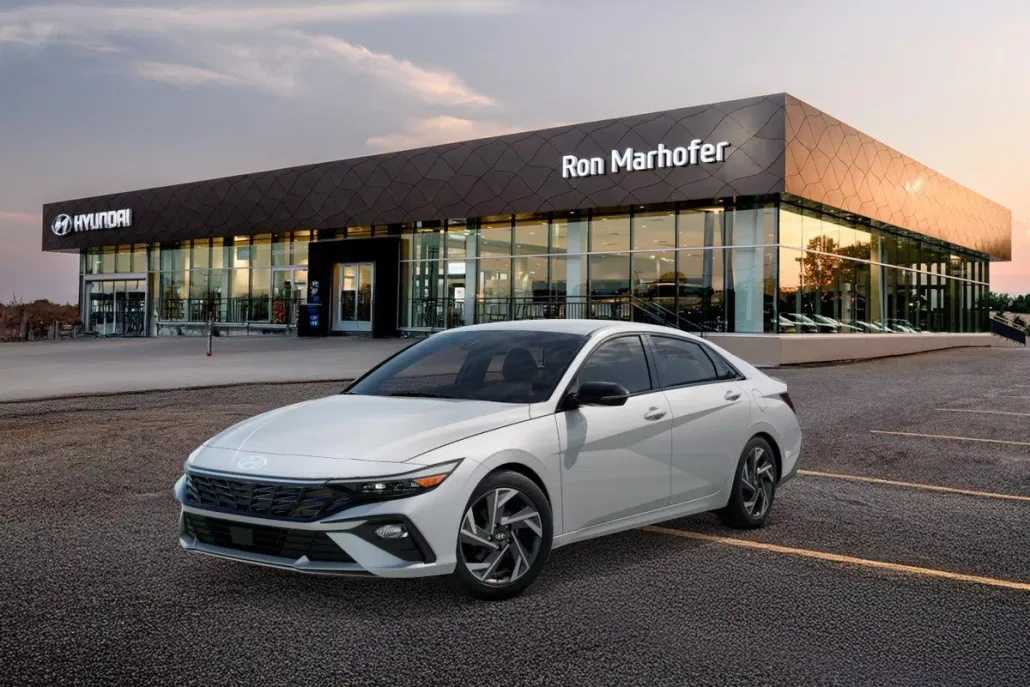 2025 Hyundai Elantra SEL Sport photo 1
