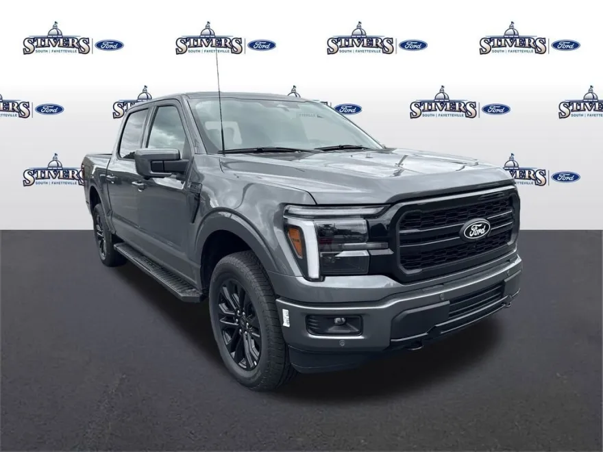 2025 Ford F-150 Lariat photo 1