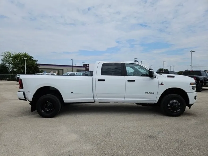 2025 Ram 3500 Big Horn photo 1
