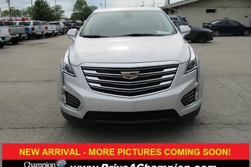 2017 Cadillac XT5 Luxury photo 1