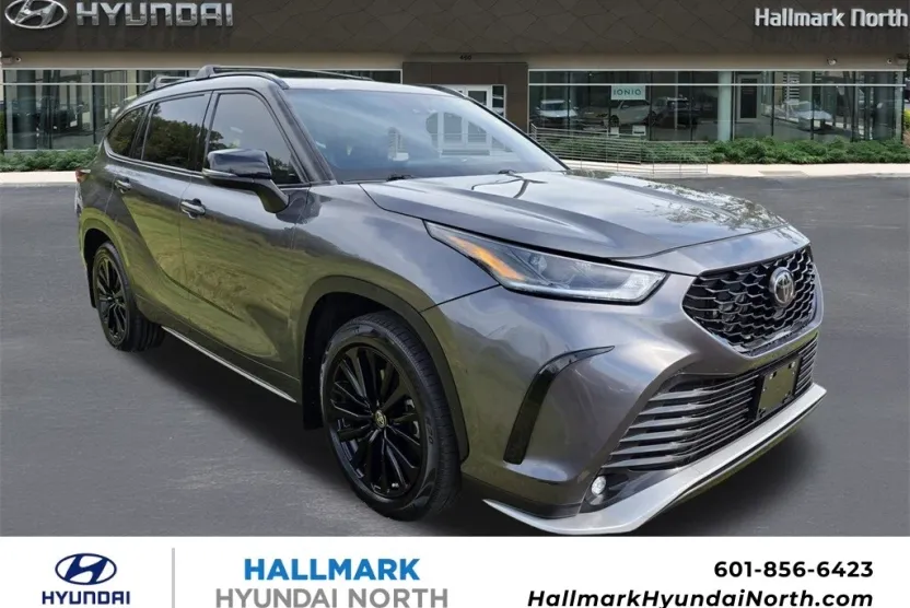 2024 Toyota Highlander XSE photo 1
