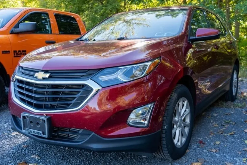 2018 Chevrolet Equinox LT photo 1