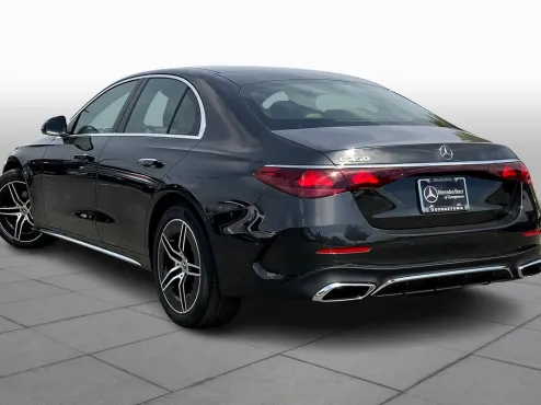 2025 Mercedes Benz E 350 photo 4